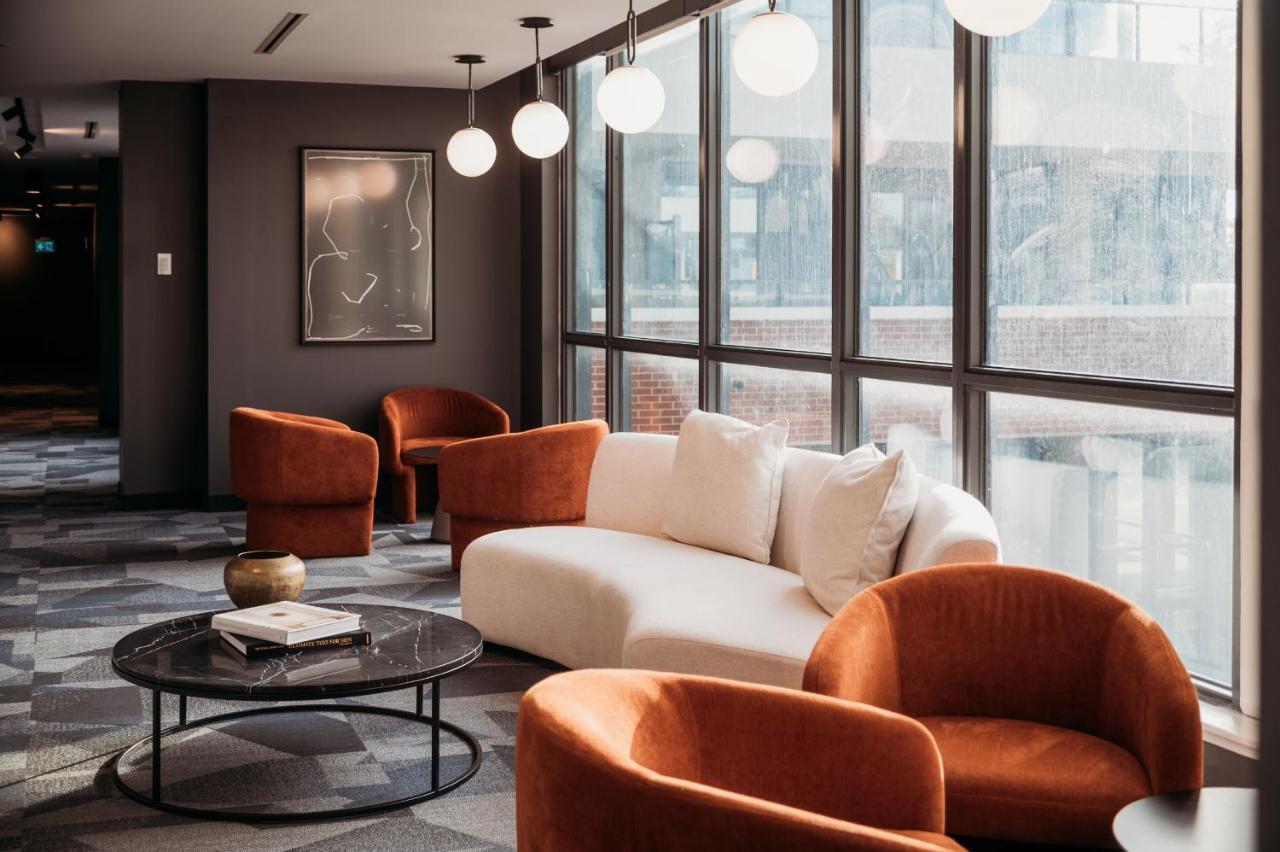 The Union B24 Aparthotel Kitchener Bagian luar foto